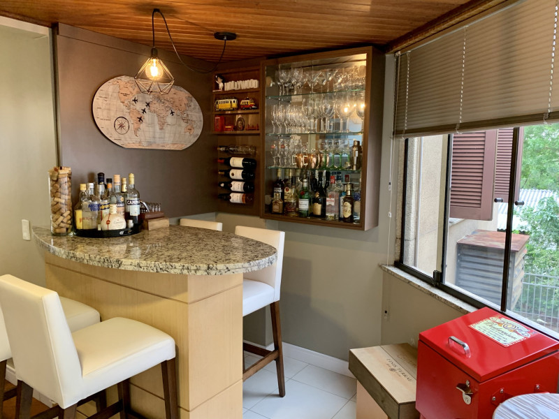 Apartamento à venda Passo da Areia com 75m² e 2 quartos por R$ 989.000 - img-5426.JPEG