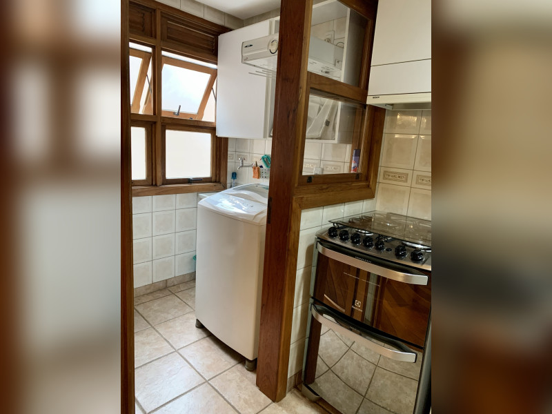 Apartamento à venda Passo da Areia com 75m² e 2 quartos por R$ 989.000 - img-5431.JPEG