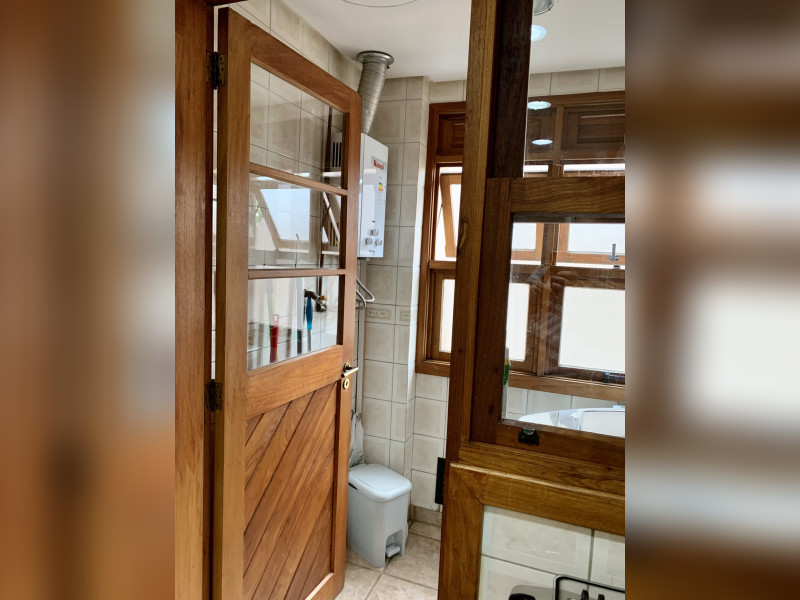 Apartamento à venda Passo da Areia com 75m² e 2 quartos por R$ 989.000 - img-5432.JPEG