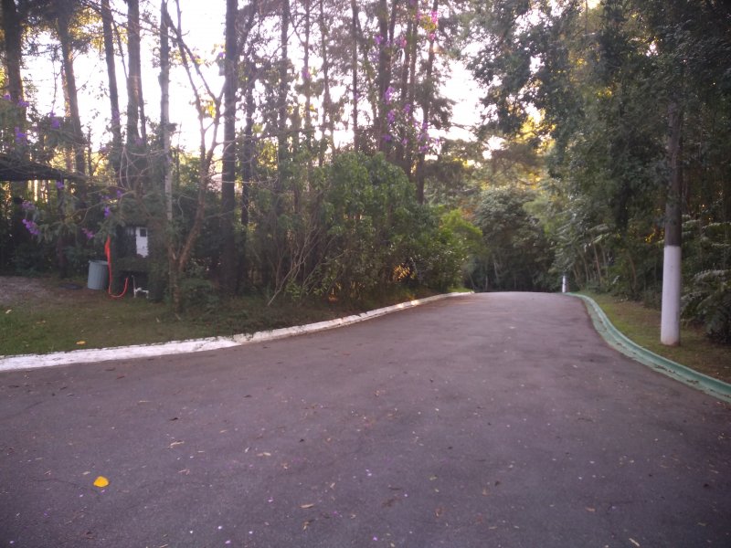 Terreno à venda Chácaras Monte Serrat com 360m² e  quartos por R$ 150.000 - 2062916306-alameda.jpg