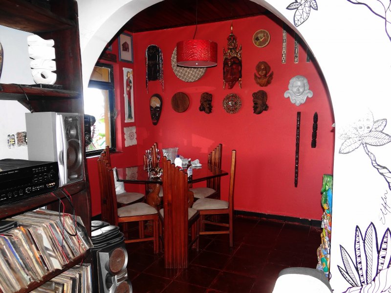 Casa à venda Japuí com 400m² e 3 quartos por R$ 870.000 - 208061812-casa-23.JPG