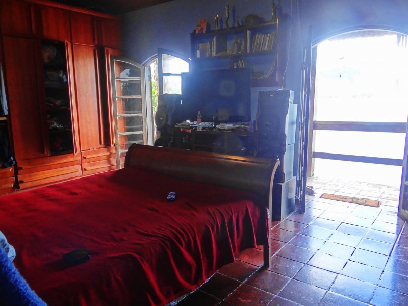 Casa à venda Japuí com 400m² e 3 quartos por R$ 870.000 - 306305668-casa-8.JPG