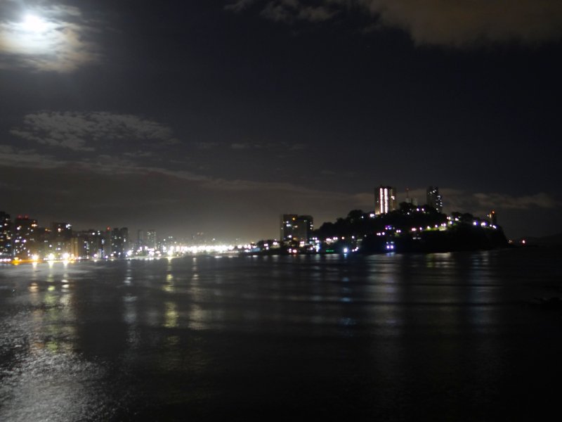 Casa à venda Japuí com 400m² e 3 quartos por R$ 870.000 - 630508596-casa-2.JPG