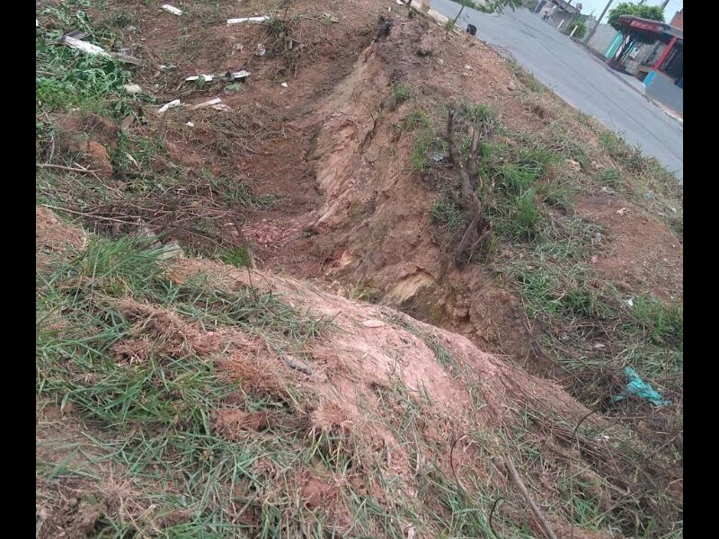 Terreno à venda Jardim Elba com 365m² e  quartos por R$ 85.000 - 210519170-img-20180502-wa0016.jpg