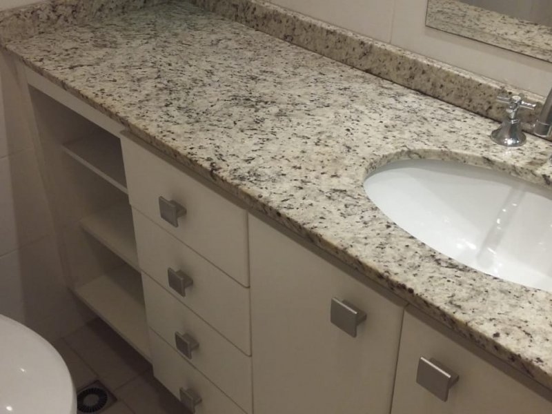 imóvel com 70m² - Alto da Rua XV - Curitiba