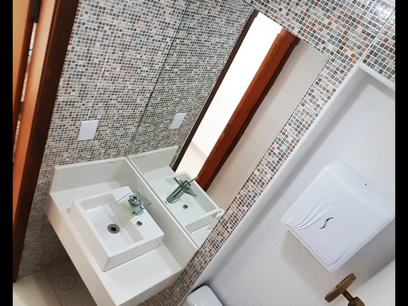 Comercial à venda República com 80m² e  quartos por R$ 260.000 - 127703691-banheiro-social.jpg