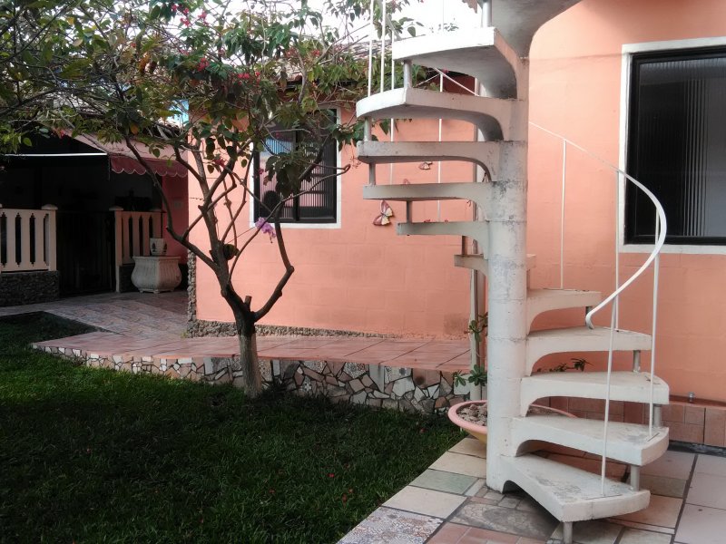 imóvel com 392m² - Centro - Maricá