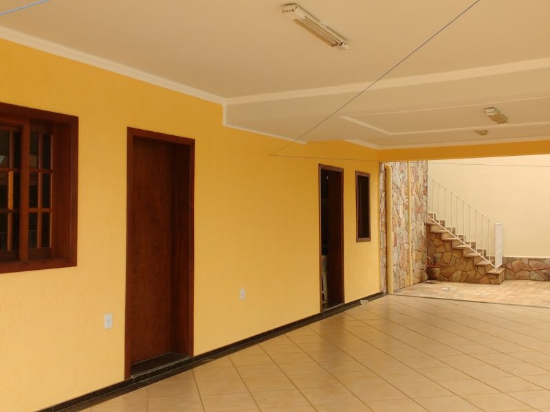 imóvel com 549m² - Sta Mônica - Belo Horizonte