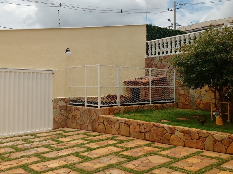 imóvel com 549m² - Sta Mônica - Belo Horizonte