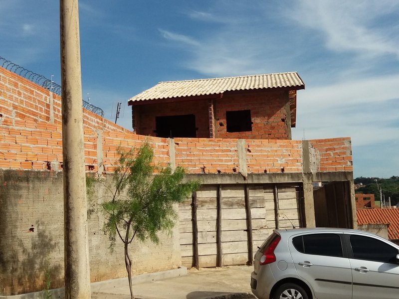 Casa à venda Parque das Paineiras com 100m² e 3 quartos por R$ 160.000 - 2039914499-tghth-469.jpg