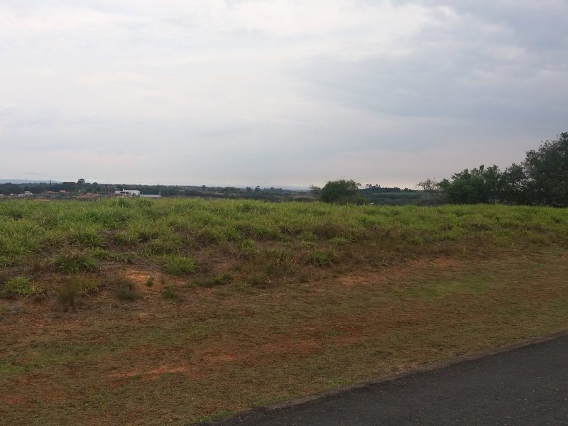 imóvel com 800m² - Jundiaquara - Aracoiaba da Serra