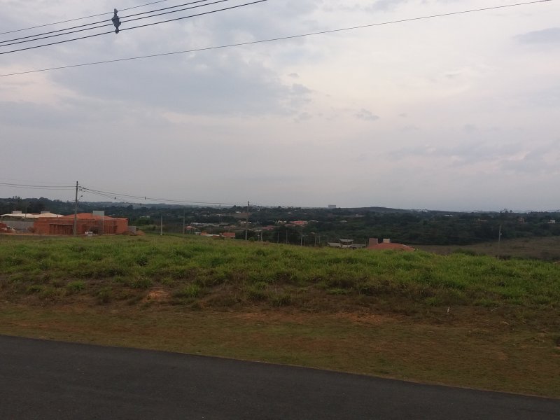 imóvel com 800m² - Jundiaquara - Aracoiaba da Serra