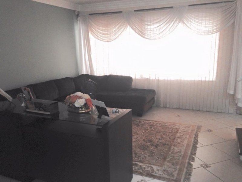 Casa à venda Chácara Sergipe com 260m² e 3 quartos por R$ 700.000 - 140815348-img-1951.JPG