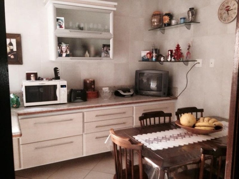 Casa à venda Chácara Sergipe com 260m² e 3 quartos por R$ 700.000 - 1949551235-img-1939.JPG