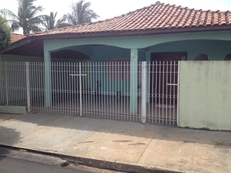 Casa à venda Stella Maris com 350m² e 3 quartos por R$ 300.000 - 1076969436-frente-da-casa.JPG