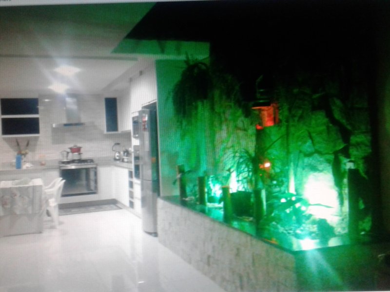 imóvel com 290m² - JArdim Quaresmeira II - Suzano