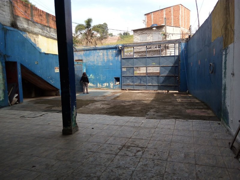 imóvel com 430m² - Jardim Pinheirinho - Embu das Artes