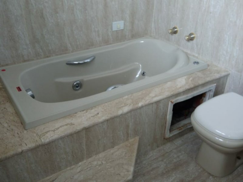 Casa à venda Vila Mangalot com 218m² e 4 quartos por R$ 900.000 - 1413425672-img-20180903-wa0063.jpg