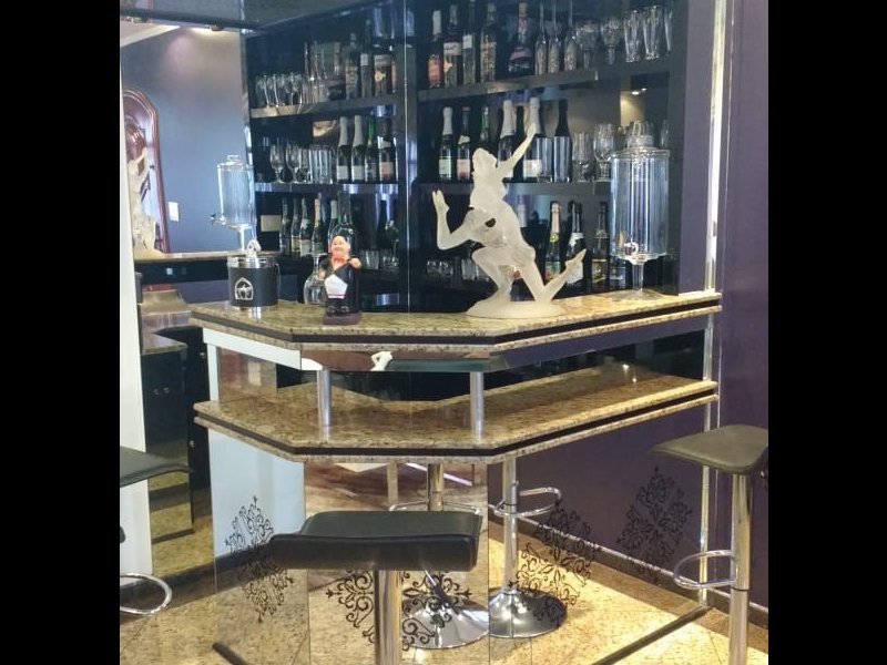 Casa à venda Parque Novo Mundo com 565m² e 6 quartos por R$ 2.000.000 - 165320380-bar-da-sala.jpeg
