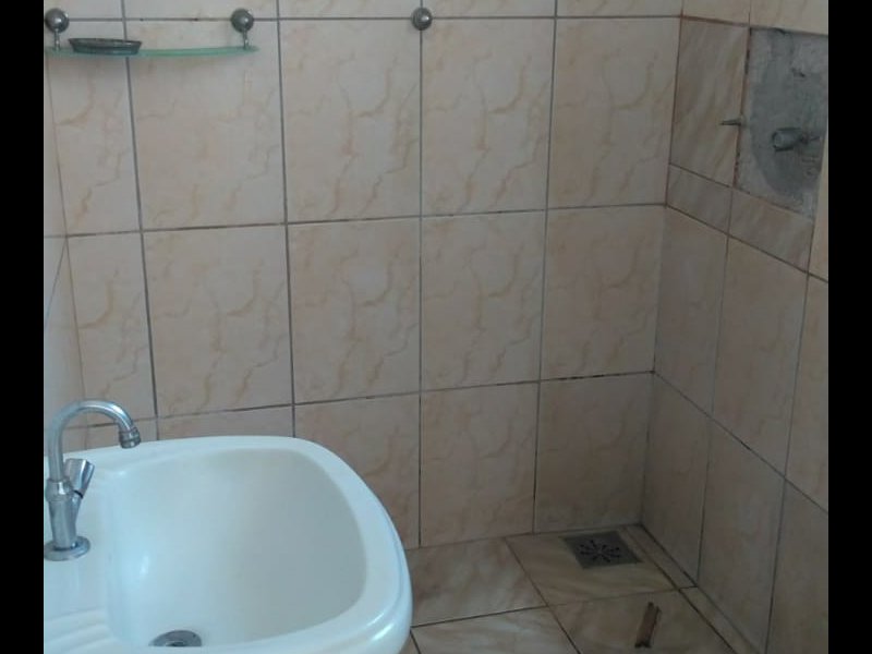Casa à venda Residencial casa grande com 230m² e 4 quartos por R$ 190 - 682963163-img-20180521-wa0022.jpg