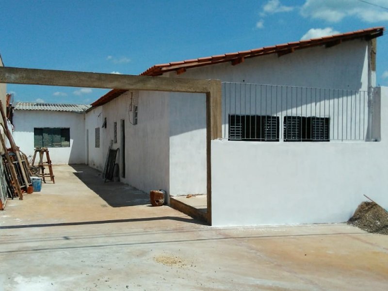 Casa à venda Residencial casa grande com 230m² e 4 quartos por R$ 190 - 940143465-img-20180521-wa0018.jpg