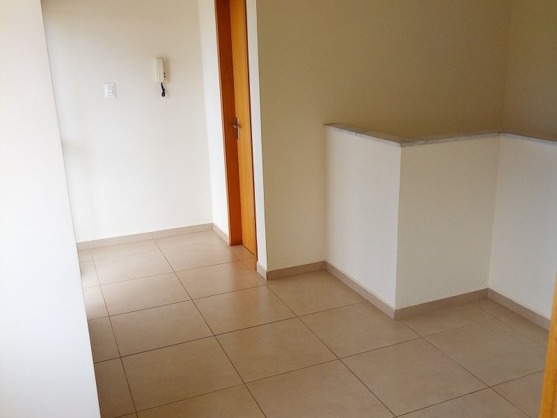 Cobertura à venda Tres Barras com 160m² e 3 quartos por R$ 370.000 - 2035265024-p-20171227-135548.jpg