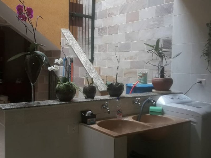 Casa à venda Vila Alpina com 360m² e 3 quartos por R$ 1.590.000 - 1688816520-cozinha-area-de-servico-2.jpg