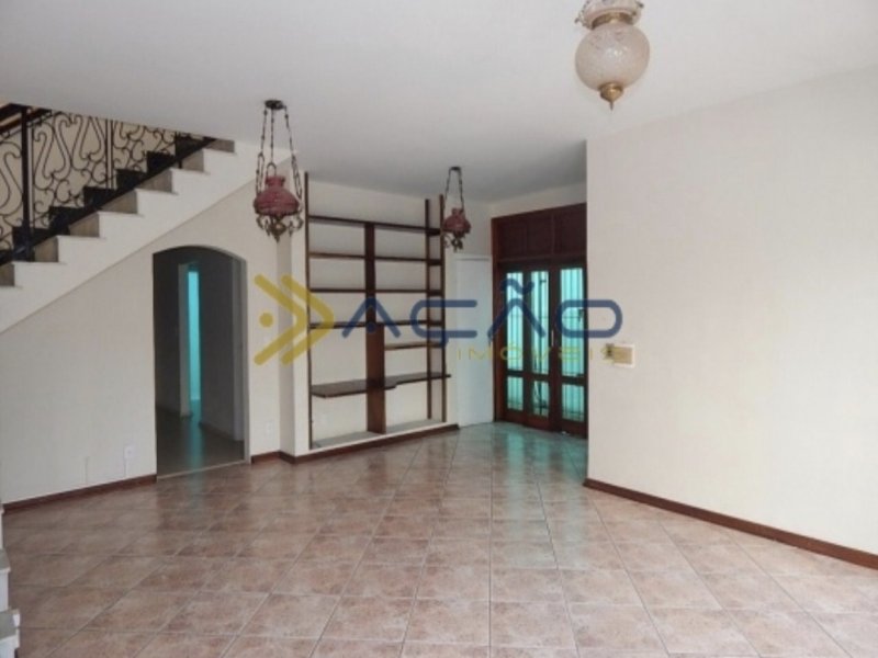 imóvel com 300m² - Centro - Itajuba