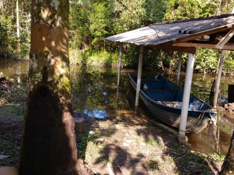 imóvel com 200m² - Barigui - Antonina