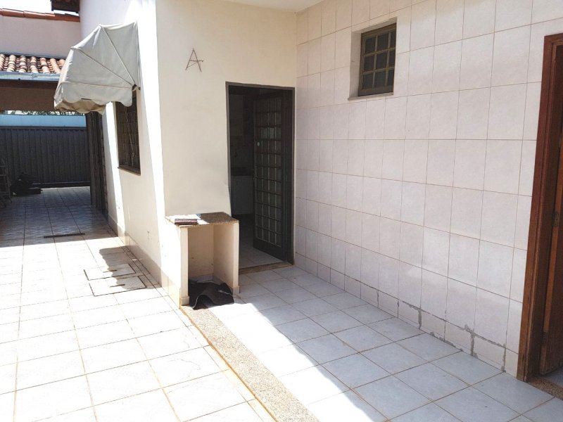 imóvel com 257m² - Brasil - Uberlândia