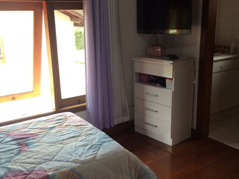imóvel com 570m² - Braunes - Nova Friburgo