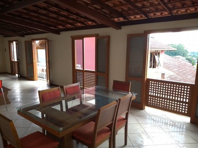 imóvel com 570m² - Braunes - Nova Friburgo