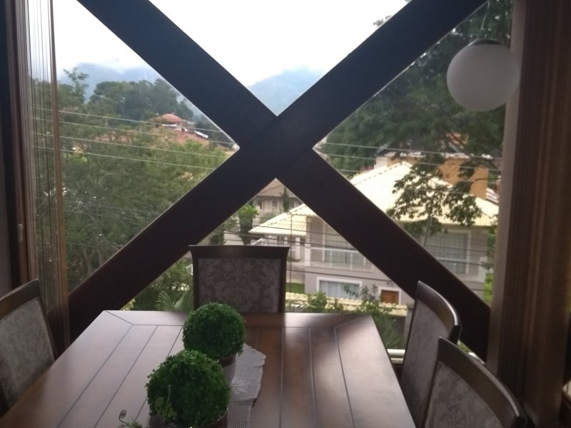 imóvel com 570m² - Braunes - Nova Friburgo