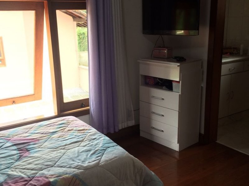 imóvel com 570m² - Braunes - Nova Friburgo