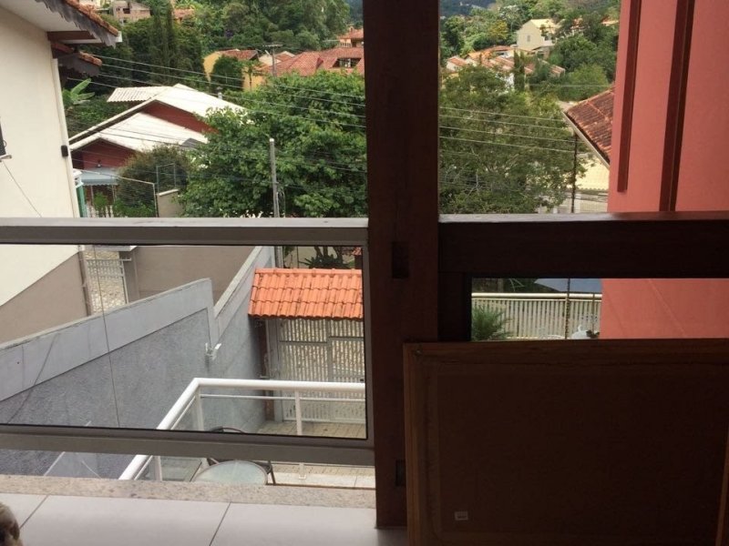 imóvel com 570m² - Braunes - Nova Friburgo