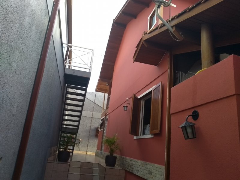 imóvel com 570m² - Braunes - Nova Friburgo