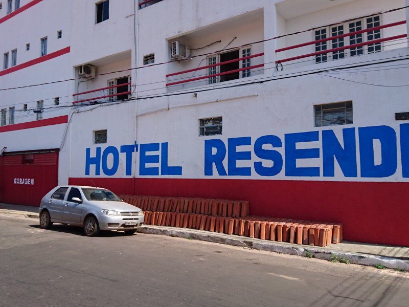 Comercial à venda Mercadinho com 1350m² e 20 quartos por R$ 1.000.000 - 1968959495-dsc-0415-2.JPG