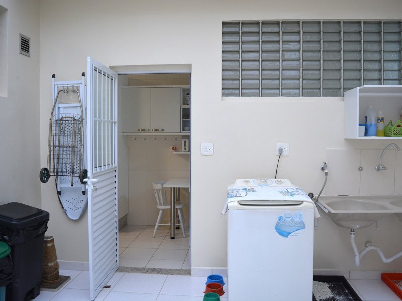 Casa à venda Vila Monumento com 400m² e 3 quartos por R$ 2.200.000 - 599765523-area-de-servico-2.jpg