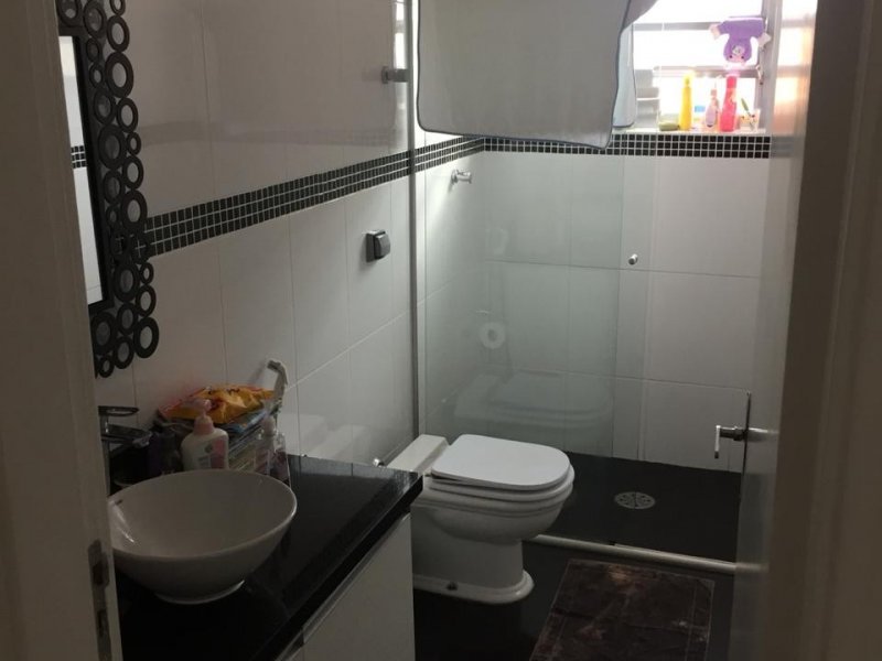 Casa à venda Vila Aurora com 161m² e 3 quartos por R$ 700.000 - 847939312-banheiro-3.JPG