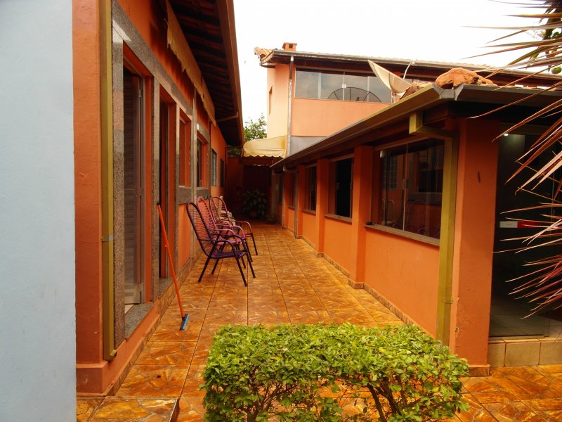 Casa à venda centro com 259m² e 5 quartos por R$ 1.200 - 1303340550-sam-4358.JPG