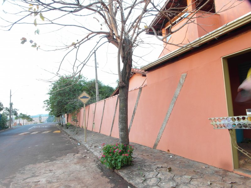 Casa à venda centro com 259m² e 5 quartos por R$ 1.200 - 775180224-sam-4522.JPG