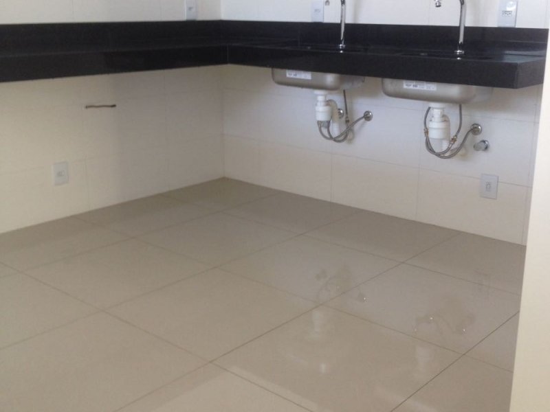 Casa à venda Panorama com 200m² e 3 quartos por R$ 75.000.000 - 1311631616-foto-28.jpg