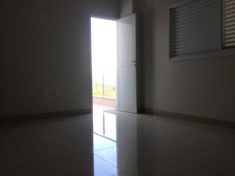 Casa à venda Panorama com 200m² e 3 quartos por R$ 75.000.000 - 1411451913-foto-20.jpg