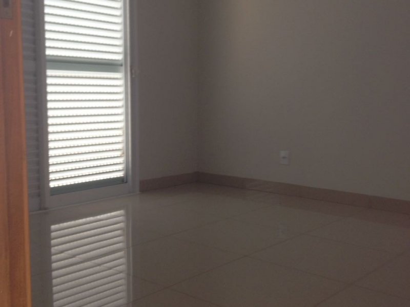 Casa à venda Panorama com 200m² e 3 quartos por R$ 75.000.000 - 26345679-foto-17.jpg