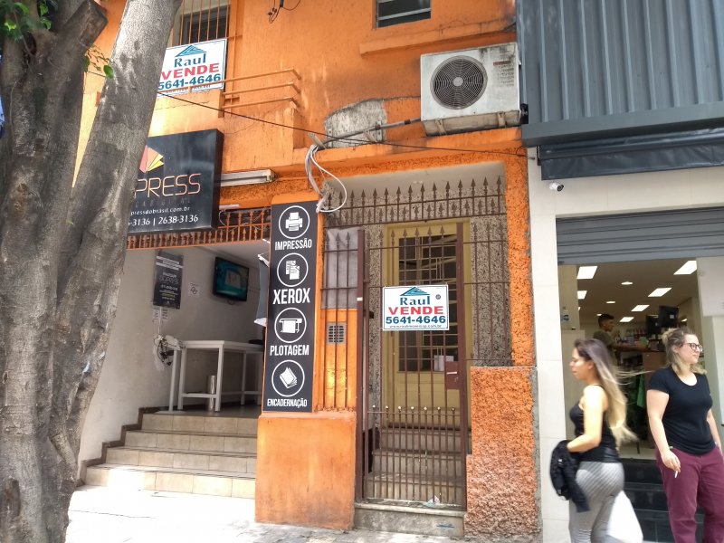 Comercial à venda São Paulo com 200m² e  quartos por R$ 980.000 - 438878595-img-20181017-124645227.jpg