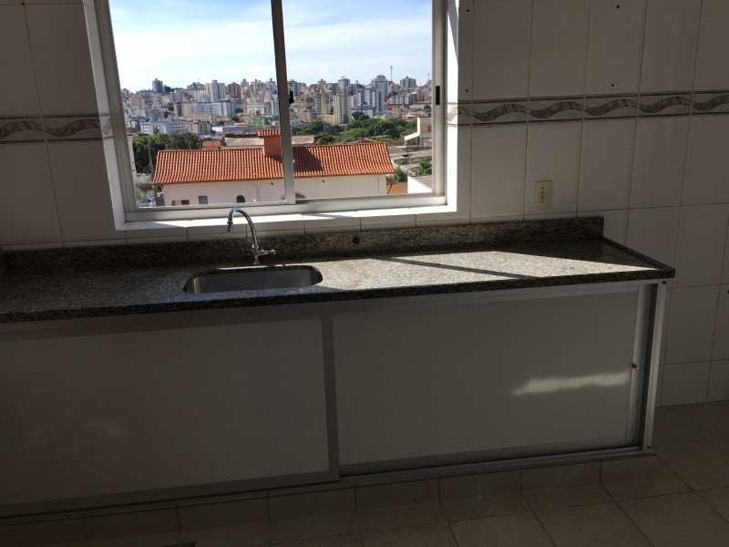 Apartamento à venda Cangaíba com 900m² e 3 quartos por R$ 900.000 - 283004058-800x600-1408876374-foto-calafate-17.jpg