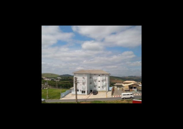 imóvel com 748m²