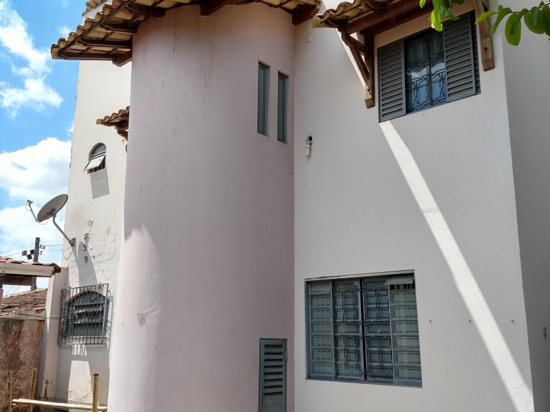 imóvel com 186m² - Imbaúbas - Ipatinga