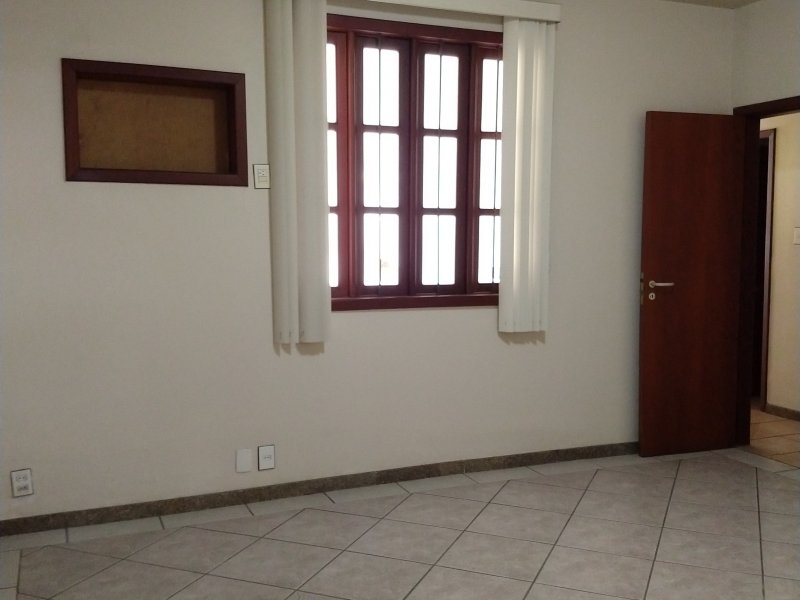 imóvel com 186m² - Imbaúbas - Ipatinga