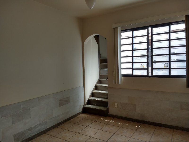 imóvel com 186m² - Imbaúbas - Ipatinga